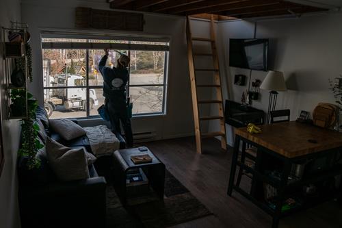 Detail-focused window cleaning in Whistler, with careful attention to frames, edges, and finish.