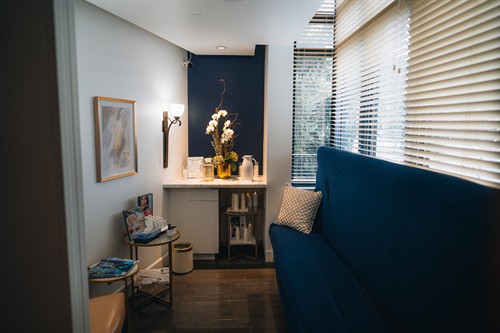 Relax and unwind in our serene waiting area—your calm, welcoming space to pause, refresh, and set the tone for your spa experience at Damara Day Spa.