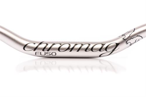 Gallery Image chromag_fu50_silver-0981.jpg