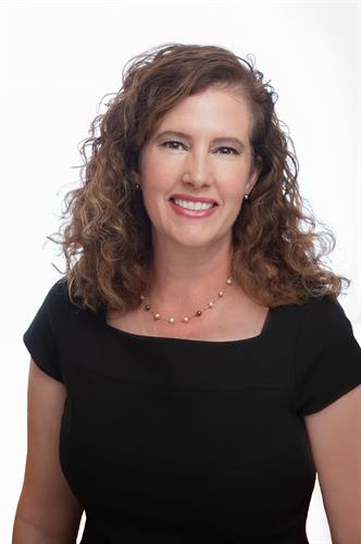 Gallery Image Jones_Lara_Headshot.jpg