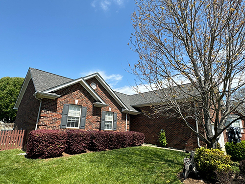 This house is looking great with a brand new roof!