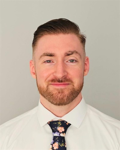 Gallery Image headshot.jpg