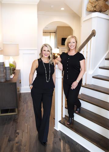 Jennifer Jones & Kelly Huffstetler Jennifer Jones & Kelly Huffstetler