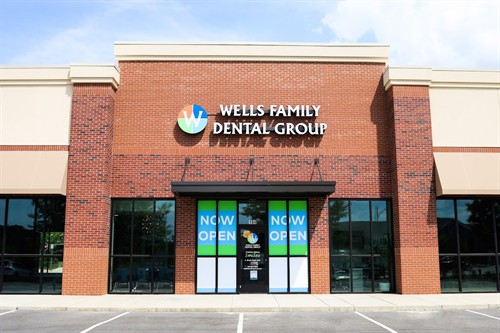 Wells Family Dental Group - Gateway Commons