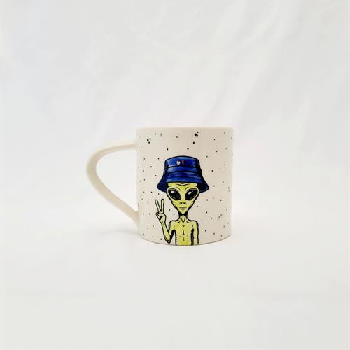 mug with alien