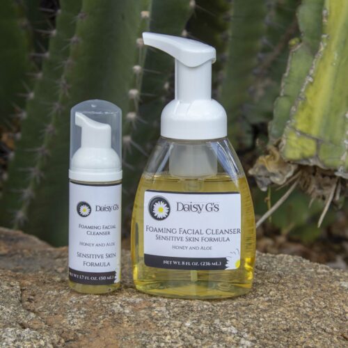 Gentle foaming facial wash with aloe and honey