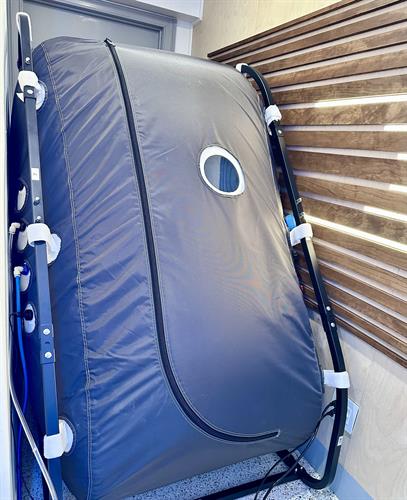 Hyperbaric Chamber (Oxygen Therapy)