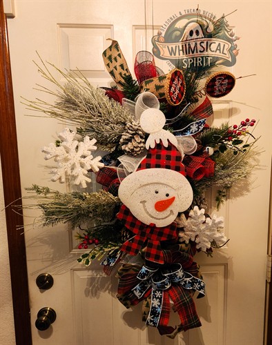 Gallery Image Cozy_Cabin_Snowfall-8.jpg