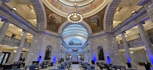Professional mic setups, digital podiums, and multi-screen displays built for corporate panel discussions.