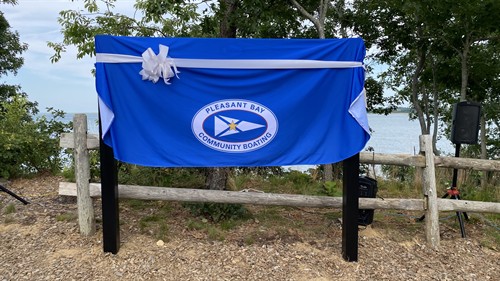 Unveiling of an exceptional giving wall