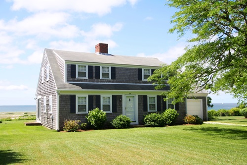 SOLD - one of my Chatham favorites. Classic Cape Cod!