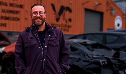 Gallery Image Auto_body_shop_in_San_Francisco._California_-_Veloce_Collision_(38_of_39).jpg