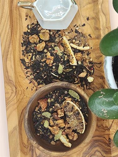 Gallery Image Orange_Biscotti_Bliss_Black_Tea.jpg