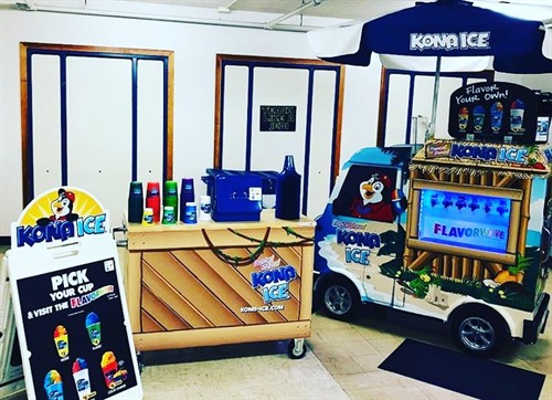Gallery Image Kona_Ice_Mini_Truck.jpg