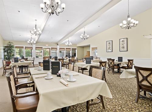 Gallery Image Royalton-Place-Our-Difference-%E2%80%93-5at2x.jpg Gallery Image Royalton-Place-Our-Difference-%E2%80%93-5at2x.jpg