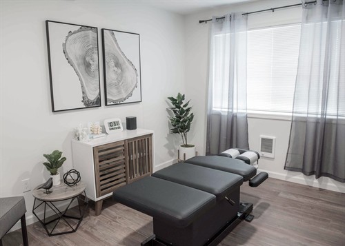 Chiropractic treatment room