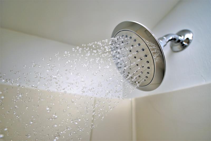 Gallery Image Kohler_Showerhead.jpg