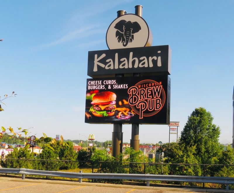 Highway Pylon Signage w/ Electronic Message Center