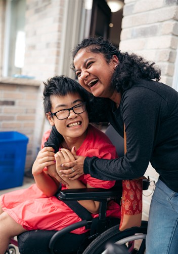 Gallery Image DeafBlind_Ontario_Services_3.jpg