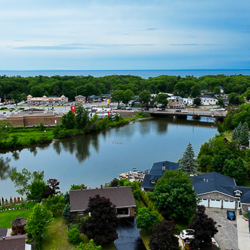 Aerial photography can help buyers understand a property's unique location