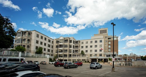 Victoria Village Manor main entrance and parking
