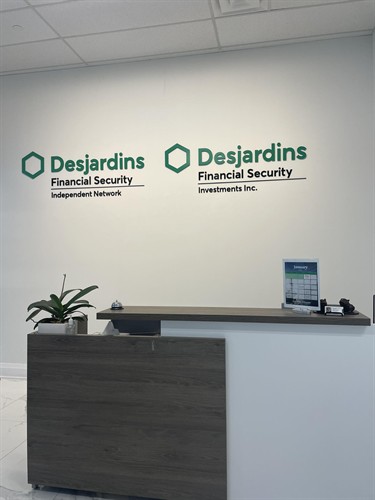 Gallery Image DFSIN_OFFICE_PIC1.jpg
