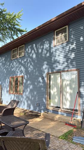 This Green Bay, WI home got a major upgrade with brand-new siding—boosting curb appeal, improving energy efficiency, and built to handle the elements.