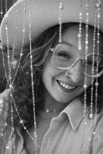 Talen Doro | Licensed Nail Technician 