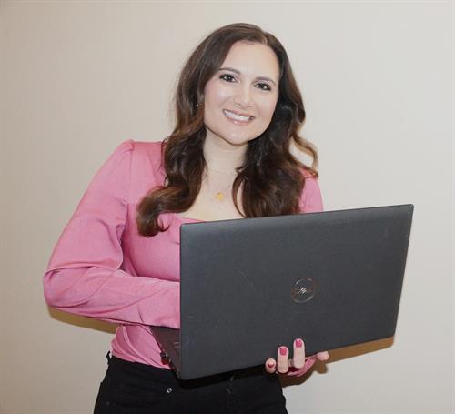 Gallery Image close_up_standing_(1).JPG