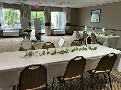 Fabyan Room - Bridal Get Ready Room