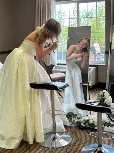 Fabyan Room - Bridal Get Ready Room