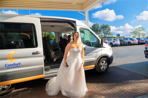 Gallery Image Wedding_Shuttle_Amelia_2025_1.PNG