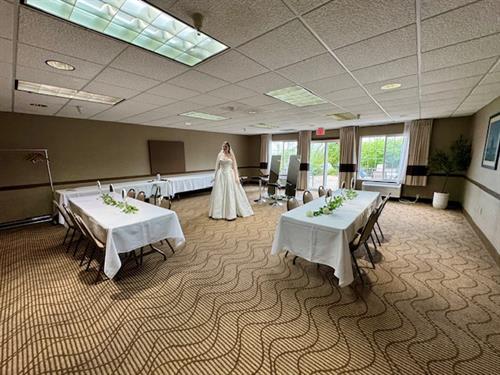 Fabyan Room - Bridal Get Ready Room
