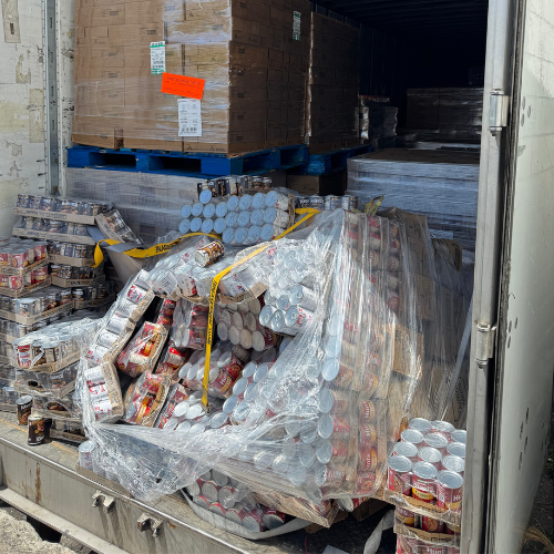Our team provides distressed truckload assistance for shifted and rejected truckloads.