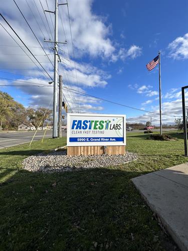 Fastest Labs Road Sign