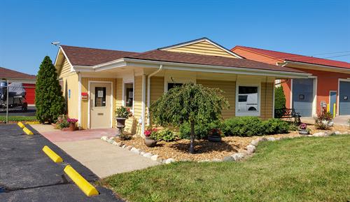 Gallery Image Front_office.jpeg Gallery Image Front_office.jpeg