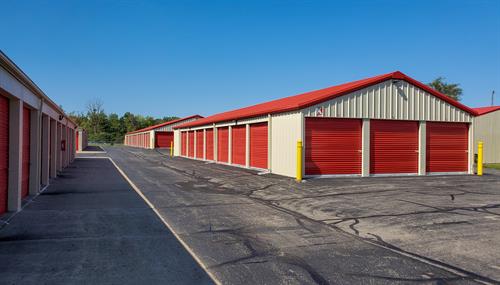 Wide aisles for easy access Wide aisles for easy access