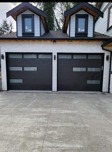 Gallery Image 486868874_1253295336402125_40876310775856299_n.jpg