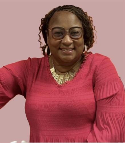 Gallery Image Angie2023.jpg