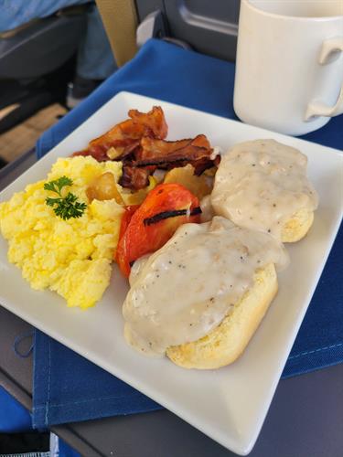 Rocky Mountaineer Rockies to the Red Rocks Breakfast Option