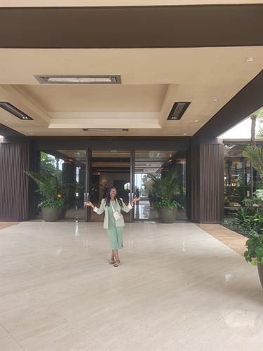 Welcome to the Pendry Newport Beach