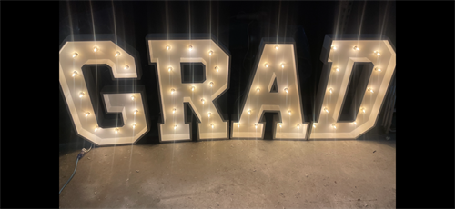 Gallery Image Grad_Marquee.PNG