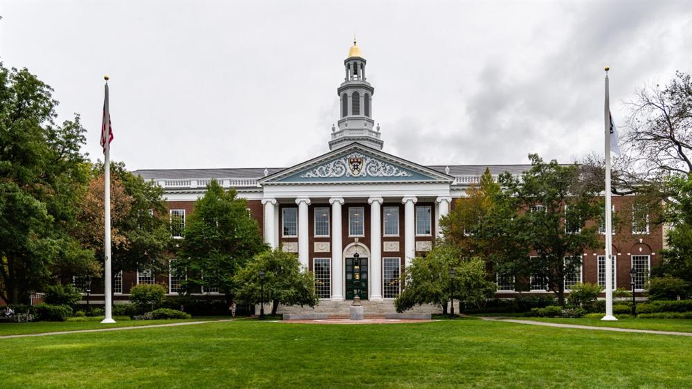 Academic campus protected by proactive school security measures | Global Risk Solutions, Inc. Academic campus protected by proactive school security measures | Global Risk Solutions, Inc.