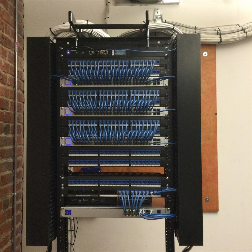 CAT6 LAN Cabling Rack