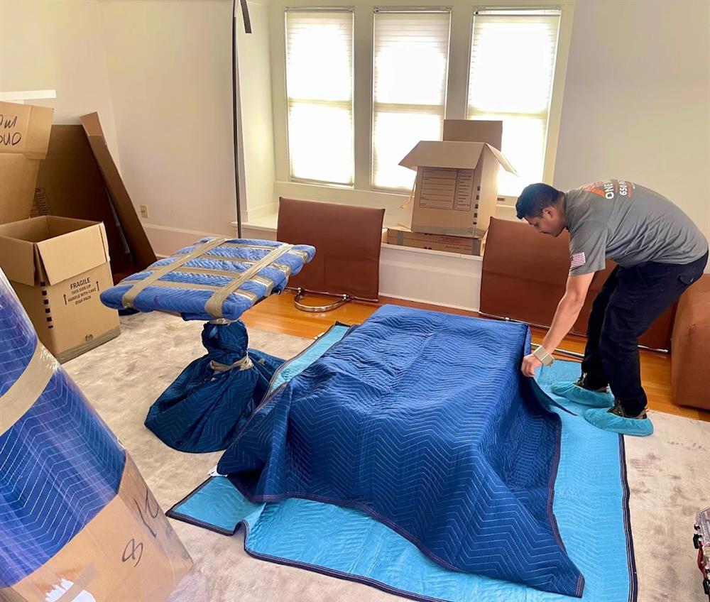 Your move, handled with care.