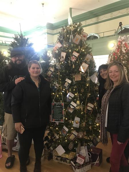 2023 Ambassador Tree for the Festival of Trees at Holiday block Party