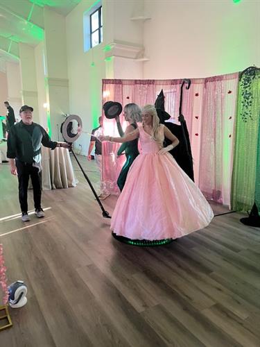 Wicked 360 Photobooth Experience Wicked 360 Photobooth Experience