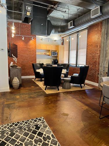 Gallery Image GLAS_9.jpg