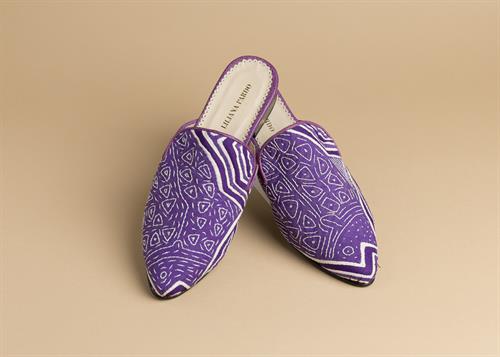 Gallery Image Liliana_Pardo_Shoes_and_bags_canada-2.jpg