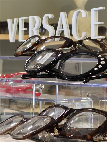 Looking for an optician near you in London, Ontario? West Sight Optical offers professional eye exams, affordable eyewear, varifocals, and designer sunglasses. Proudly serving the London ON community